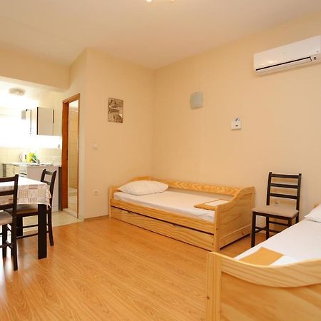 Apartment Nemira 17039a Tice Exterior foto